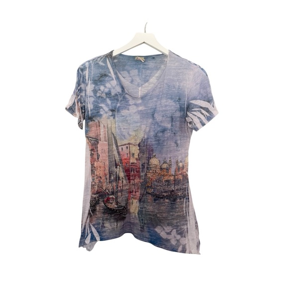 Jess and Jane Tops - Jess and Jane USA Venice Italy Graphic Waterfall Hem Jeweled T-Shirt Size Medium